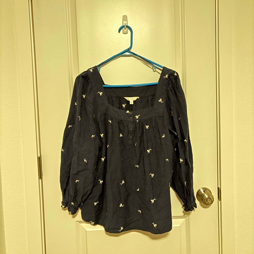 LC Lauren Conrad Blue Square Neck White Floral Shirt - Picture 2 of 5